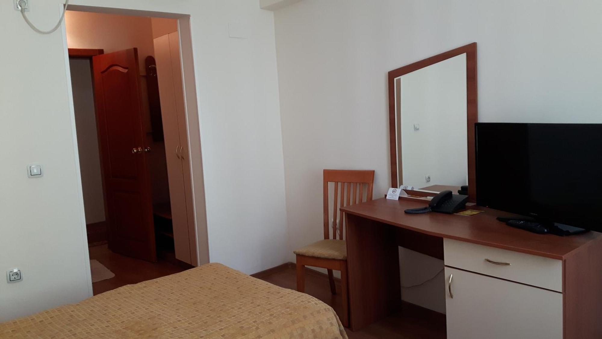 Primavera 2 Hotel Pazardzhik Room photo